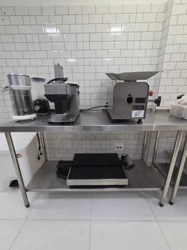 Bancada de inox semi nova