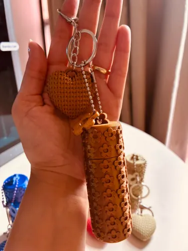 Porta batom mais chaveiro de coração 