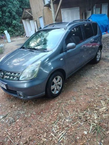 Vendo Nissan levina SL 1.8 2012 automática completa.