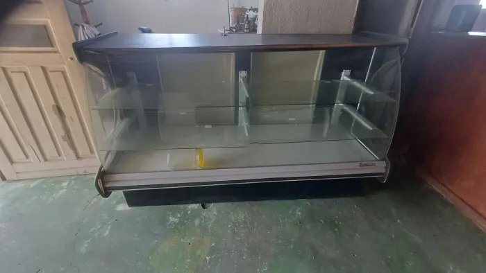 Expositora SEM REFRIGERAÇÃO