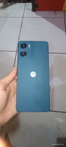Motorola G06 semi-novo com caixa