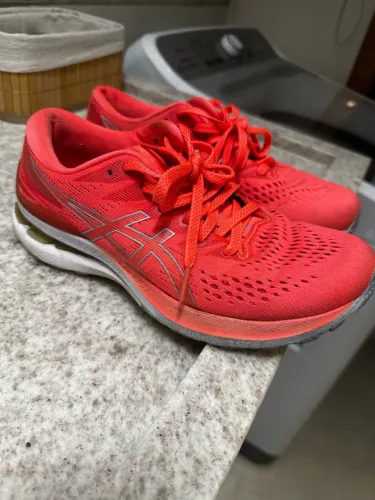 Tênis asics tam 37 em excelente estado