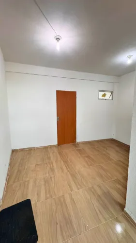 Sala Comercial para Aluguel | Santa Mônica - Belo Horizonte