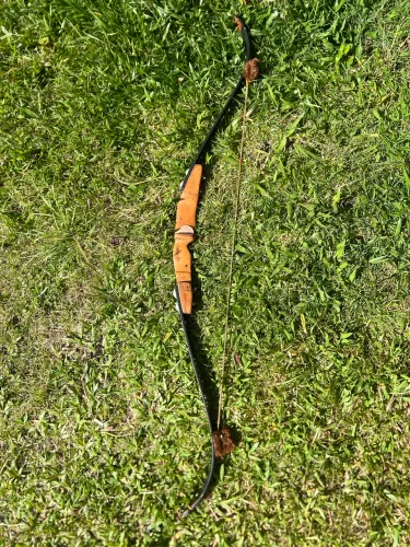 Arco e flecha recurvo 30lbs fibra de vidro e madeira. Artesanal
