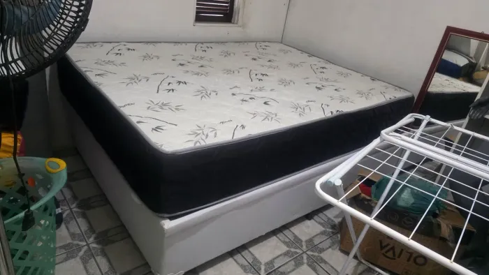 Vendo Cama Box BAU casal