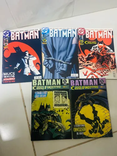 HQs Batman: Assassino e Fugitivo Primeira publicação Panini