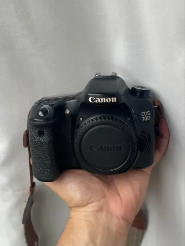 VENDO KIT CÂMERA CANON EOS 70D + 3 LENTES ? COMPLETO