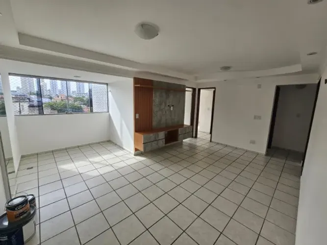 Alugo Apartamento Terceiro Andar 3 Quartos na Cidade Alta
