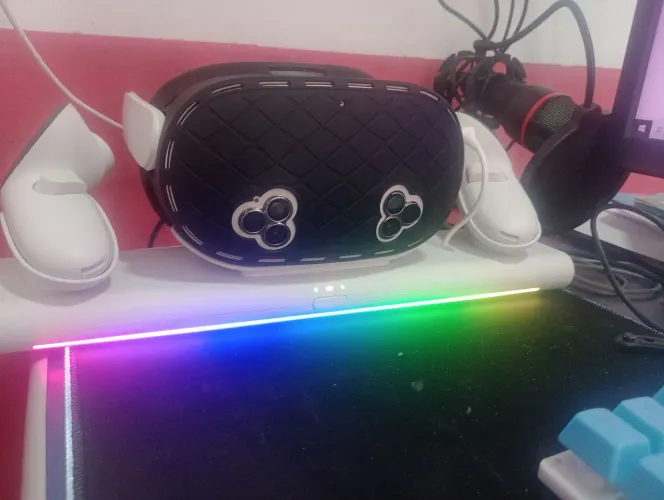 Meta Quest 3s com Dock de carregamento e película de lentes e capa protetora