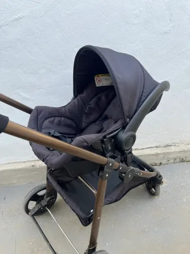Bebê conforto + Carrinho Galzerano