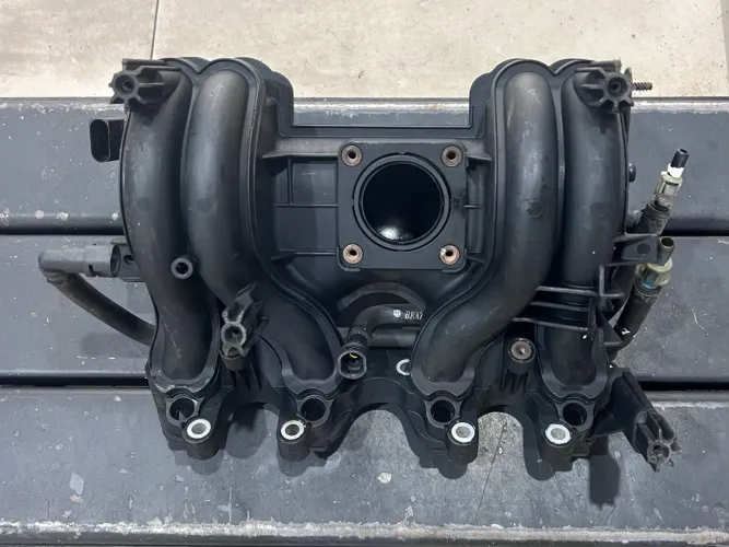 Coletor De Admissão Vw Gol G2 1996-1999