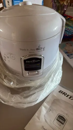Panela de arroz elétrica 