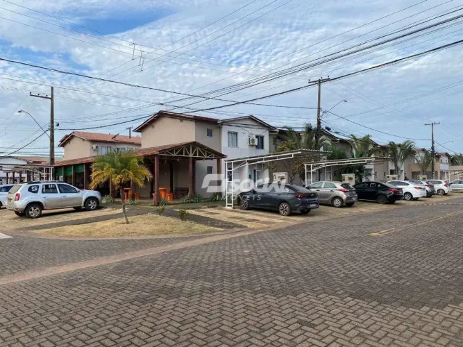 Sobrado todo no porcelanato, disponível para locação no Condomínio Total Ville I, Porto Ve