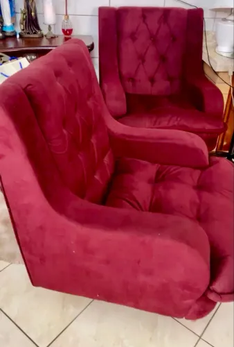 Vendo duas lindas poltronas