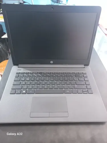 Notebook HP 240  