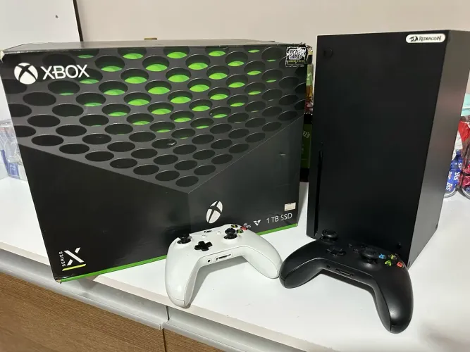 Xbox Séries X - 2 controles - SSD Externo
