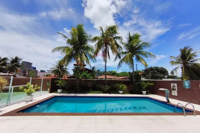 Casa com 5 quartos, 413m² para Aluguel na Praia do Seixas