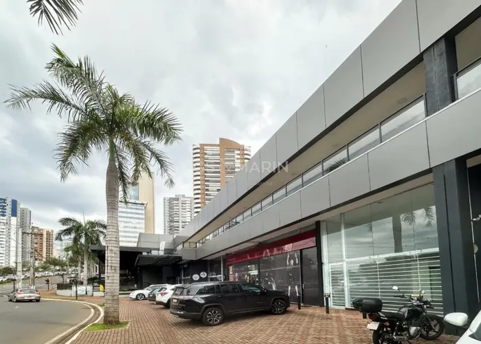 Loja térrea com 66,02m² para locação na Avenida Ayrton Senna, Gleba Palhano em Londrina