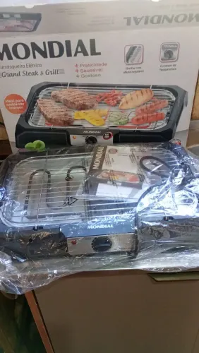 Grill nova na caixa. Vendo ou troco por bicicleta.. chamar no zap *   