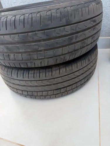 02 pneus 195 55 16 Pirelli p7
