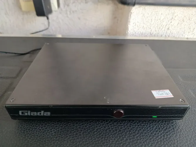 Vendo Giada F105D, Mini PC industrial ultrafino e sem ventoinha (fanless). Funcionando.