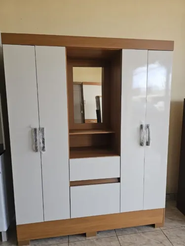 Guarda Roupa de casal novo 