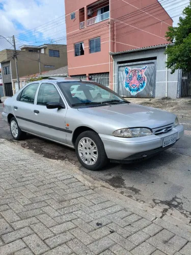 Ford Mondeo GLX 2.0 4P E 5P 1994