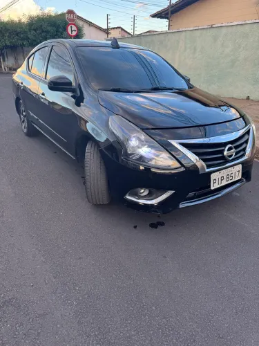 Nissan Versa Unique 1.6 16V Flexstart 4P Aut. 2017