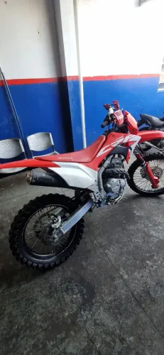 CRF 230f 2020 Manual + Chave Reserva - Pegar e Andar