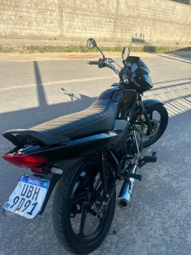 Vendo moto de repasse muito conservada apenas 2.300