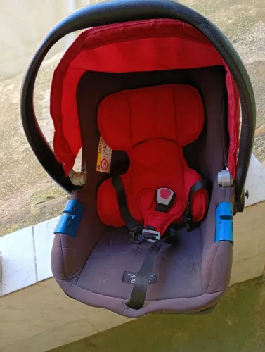 Bebê conforto em ótimo estado