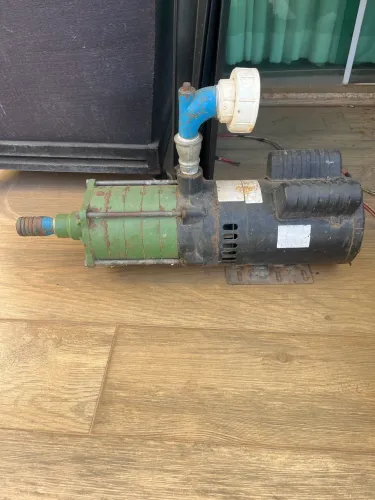 Vende se bomba de irrigação 3cv