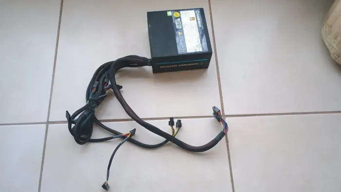 Fonte Gamemax 500W
