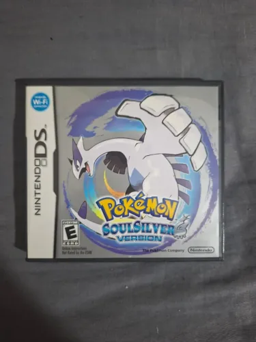 Pokémon SoulSilver Nintendo DS Original - Completo com Manual (CIB)