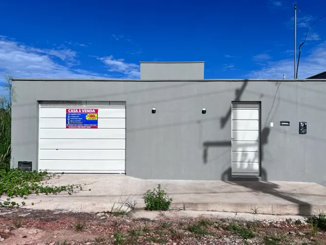 Casa Nova com Suíte | 110m² | Financiável | Em frente ao HRT | R$ 380 mil
