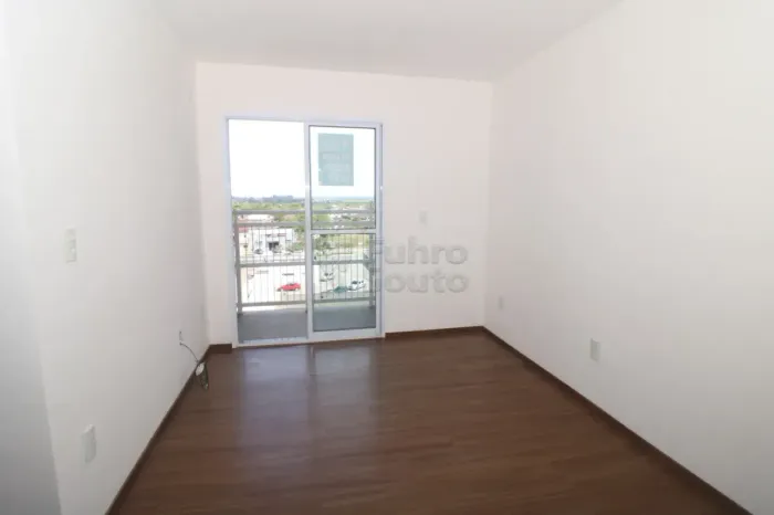 Apartamento 2 Dormitórios com Sacada e Churrasqueira no Condomínio Duque 1128 - Fragata