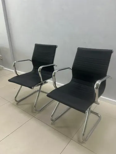 cadeira escritorio fixa cromada