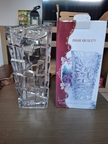Vaso de vidro decorativo 