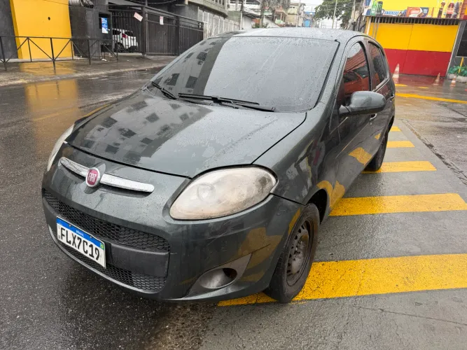 Fiat Palio Attractive 1.0 EVO Fire Flex 8V 5P 2014