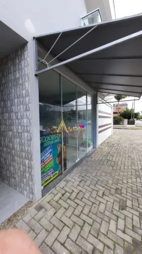 Sala Comercial próximo da Praia de Gravatá!