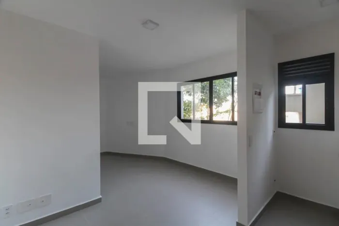 Apartamento à Venda - Vila Alpina, 1 Quarto, 26 m2