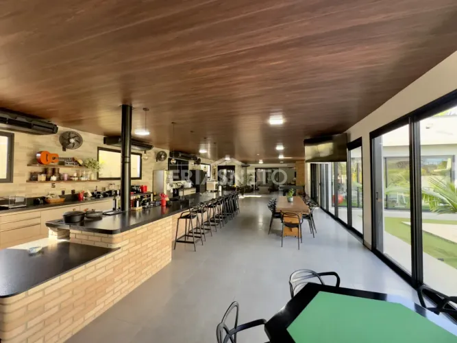 Casa à venda e Locação no condomínio Park Campestre I