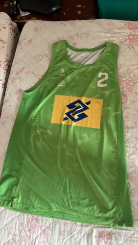 Camisa verde do Circuito Brasileiro de Vôlei de Praia