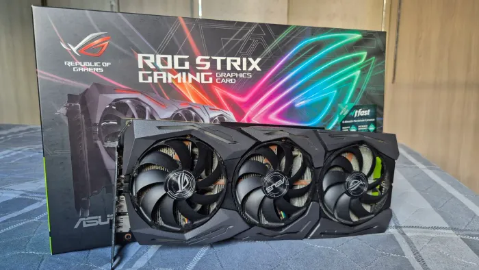 GTX 1660 TI - ROG STRIX ASUS 06G - PLACA COM MAL CONTATO ---> PARA CONSERTO