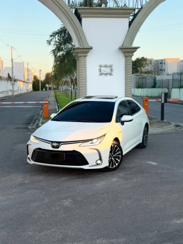 Toyota Corolla Altis Prem. Hybrid 1.8 Flex AUT 2020