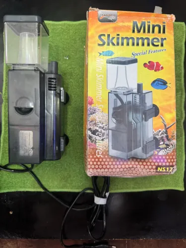 Skimmer novo para aquários até 120 litros