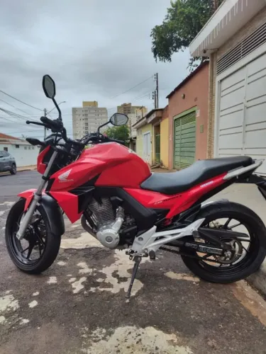 Moto Twister 2016/17 22600km originais 2 dono chave reserva e manual