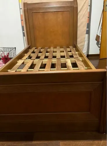 Cama de solteiro MADEIRA MACIÇA