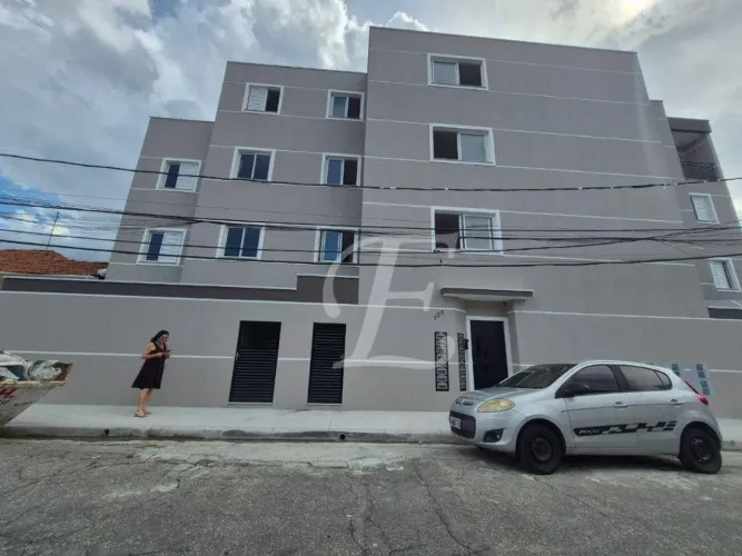 Apartamento novo com sacada , com 1 dormitório para alugar, 36 m² por R$ 1.750/mês