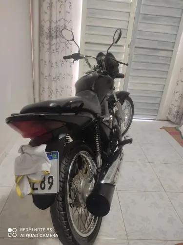 Vendo ou troco em pop , biz ou moto mais barraca com volta